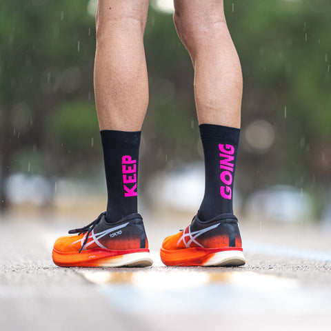 Sporcks Running Socks - Keep Going Black-Calcetines de running-Sporcks-Malaysia-Singapore-Australia-Hong Kong-Philippines-Indonesia-Bigbigplace.com