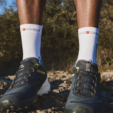 Compressport Pro Racing Socks v4.0 Trail - White/Fjord Blue-Compression-Compressport-Malaysia-Singapore-Australia-Hong Kong-Philippines-Indonesia-Bigbigplace.com
