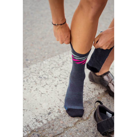 INCYLENCE MERINO LIGHT LANES OTTANIO PINK-Socks-INCYLENCE-Malaysia-Singapore-Australia-Hong Kong-Philippines-Indonesia-Bigbigplace.com